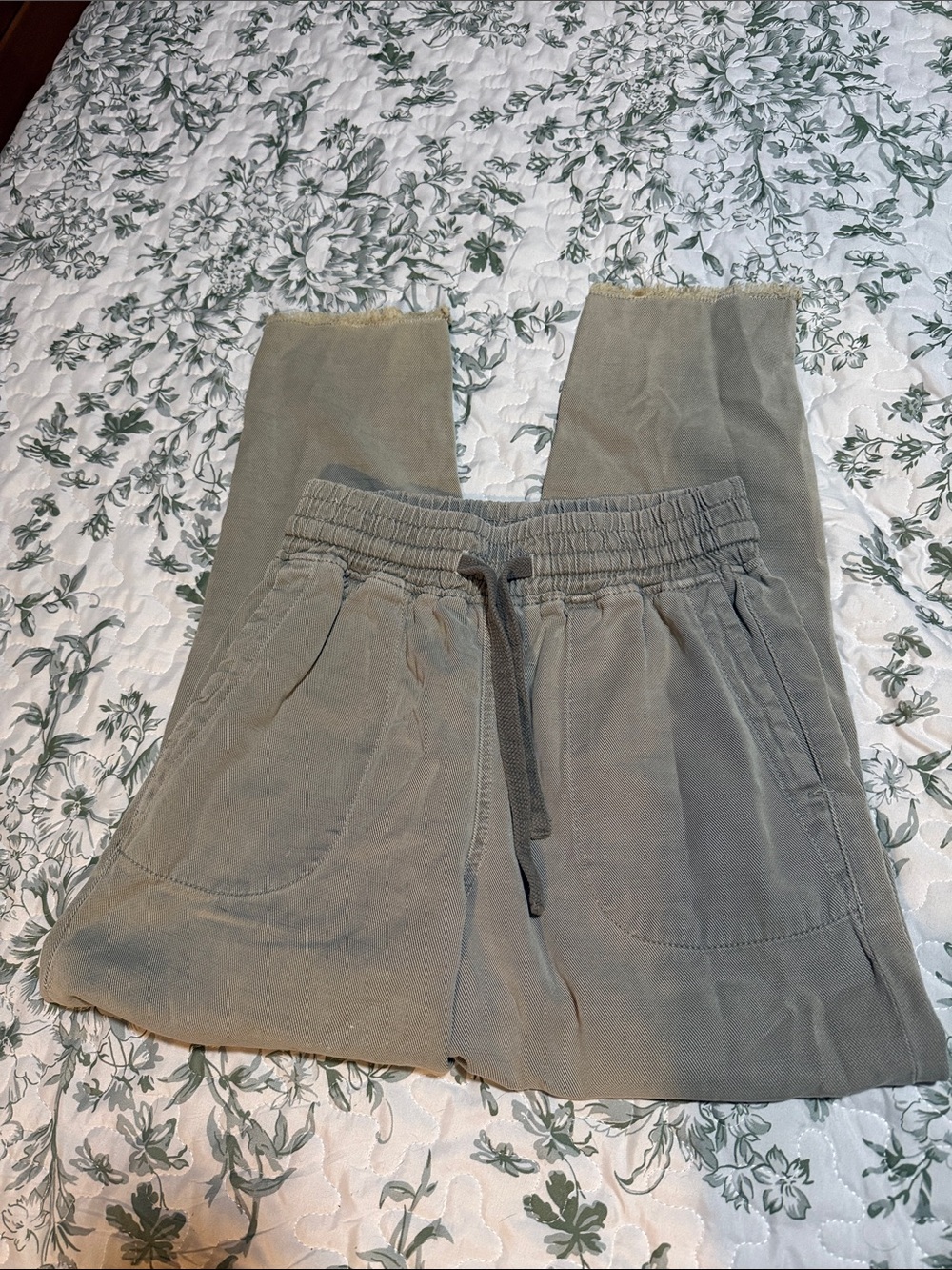 Zara Casual Drawstring Jogger Pants — Olive Green